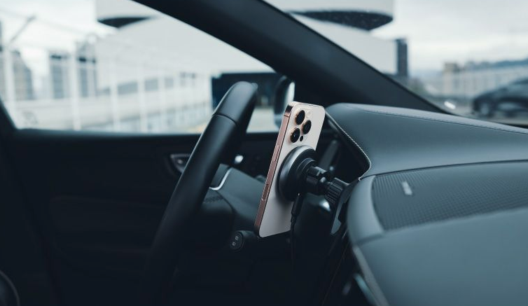 ADAM elements - OMNIA CQ2 - Qi2 Magnetic Charging Car Mount (Late Feb Preorder)