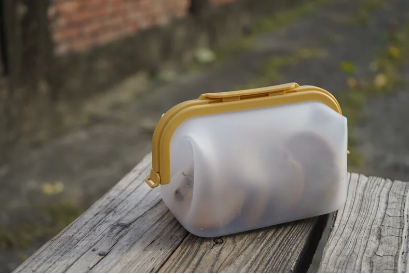 Lasty - Reusable silicone bag box